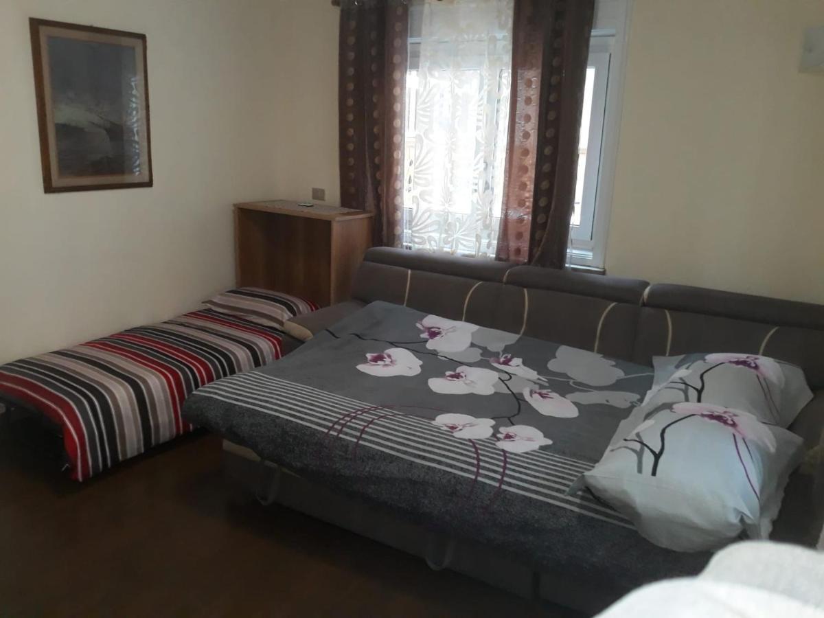 Appartamento Rinnovato Centralissimo A Cervinia เบรยล์-แชร์วิเนีย ภายนอก รูปภาพ
