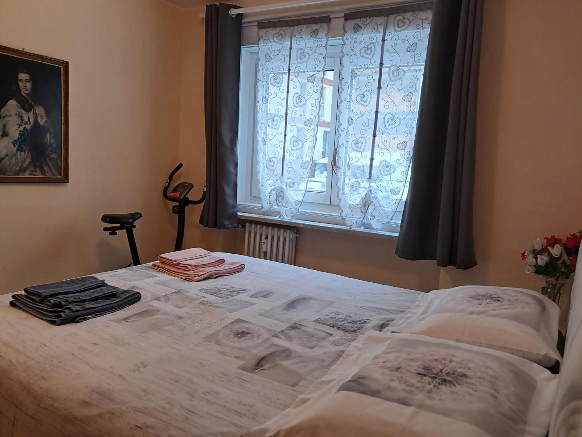 Appartamento Rinnovato Centralissimo A Cervinia เบรยล์-แชร์วิเนีย ภายนอก รูปภาพ