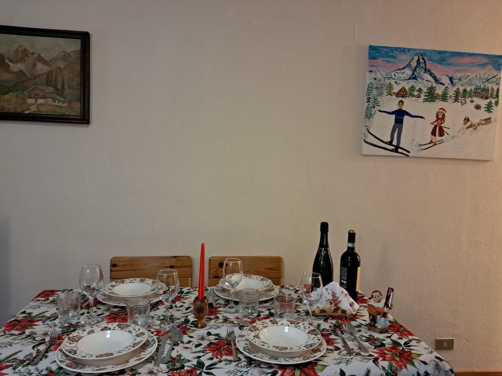 Appartamento Rinnovato Centralissimo A Cervinia เบรยล์-แชร์วิเนีย ภายนอก รูปภาพ